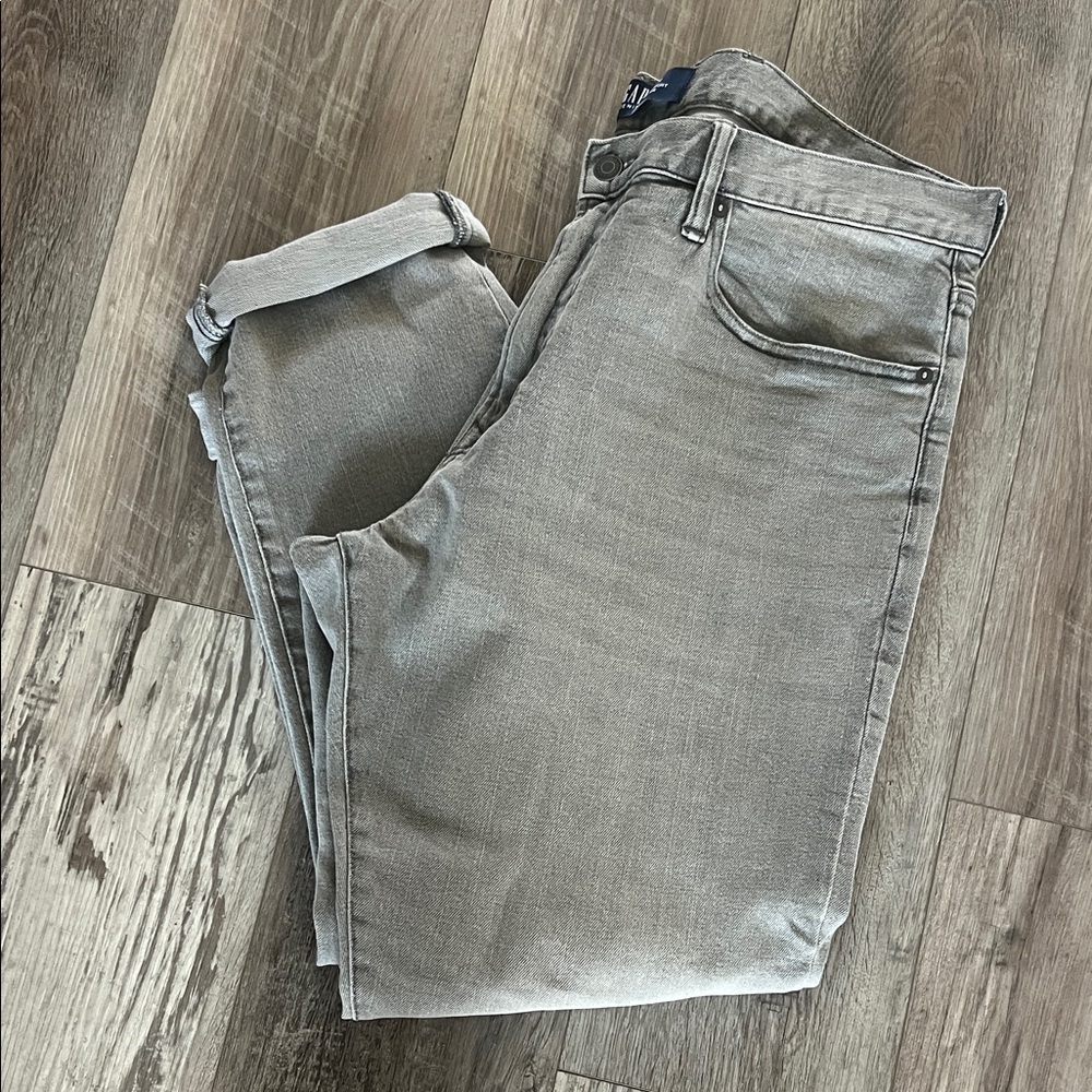 Gap straight taper gray jeans